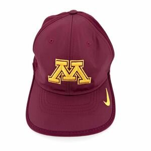 Nike Minnesota Golden Gophers Dri-FIT Sideline Adjustable Hat - Maroon - EUC